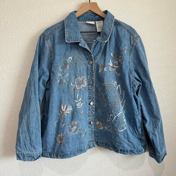 11.VTG White Stag Womens XL Jacket Embroidered Floral Paisly Denim Boho Festival - Picture 1 of 10